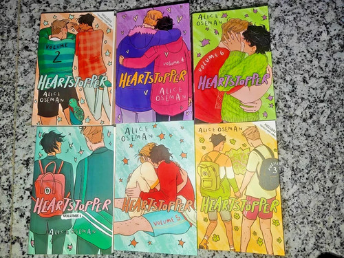 Heartstopper book set - 6,